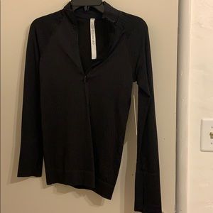 Lulu lemon half zip black size 2 NWT